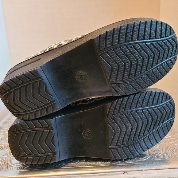 Ingaro Women's Leather Quarter Lining Brandy Slip Resistant Shoes, Size: 6.5 - Picture 9 of 12